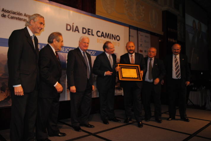 DISTINCION